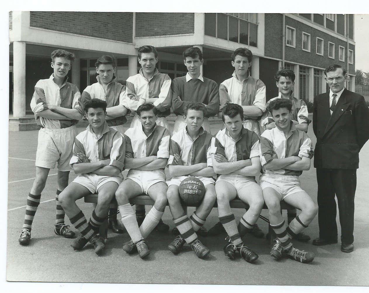 58-59-1st-XI-A