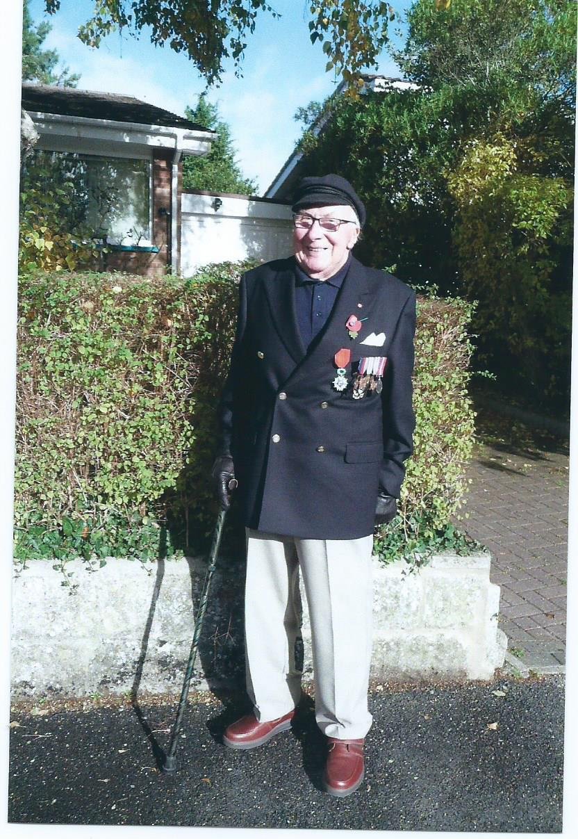 Adrian+Jarvis+with+Legion+d_Honeur+and+war+medals
